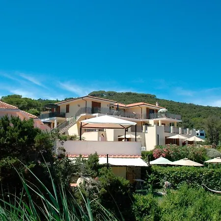 Punta Dei Barbari #maestrale #libeccio #tramontana 아파트 카보