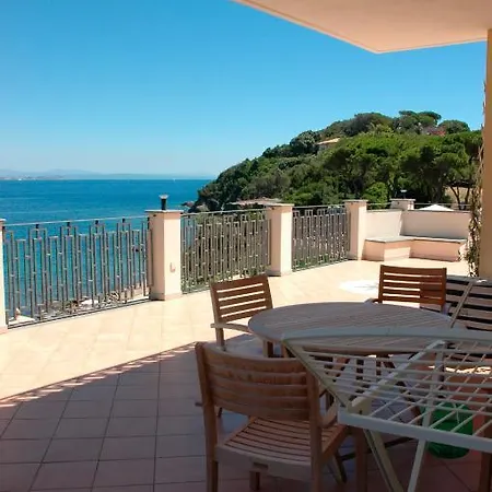 Punta Dei Barbari #maestrale #libeccio #tramontana 아파트